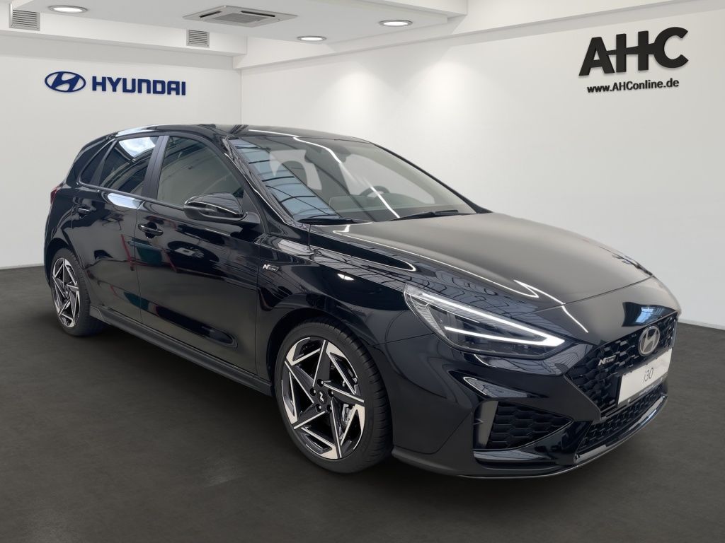 Fahrzeugabbildung Hyundai i30 FL 5-Türer (MY25) 1.5 T-GDI (140 PS) 48V 6-M