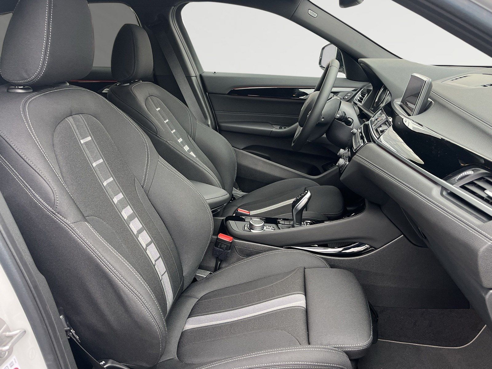 BMW X2 sDrive18d Aut.|18"LM|Kamera|Sports.|Navi|PA foto 5