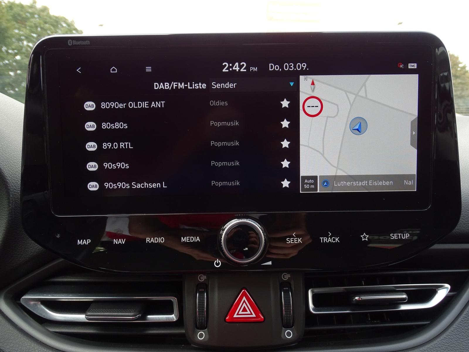 Hyundai i30 cw 1.5 T-GDI DCT Intro Edition M-Hybrid LED