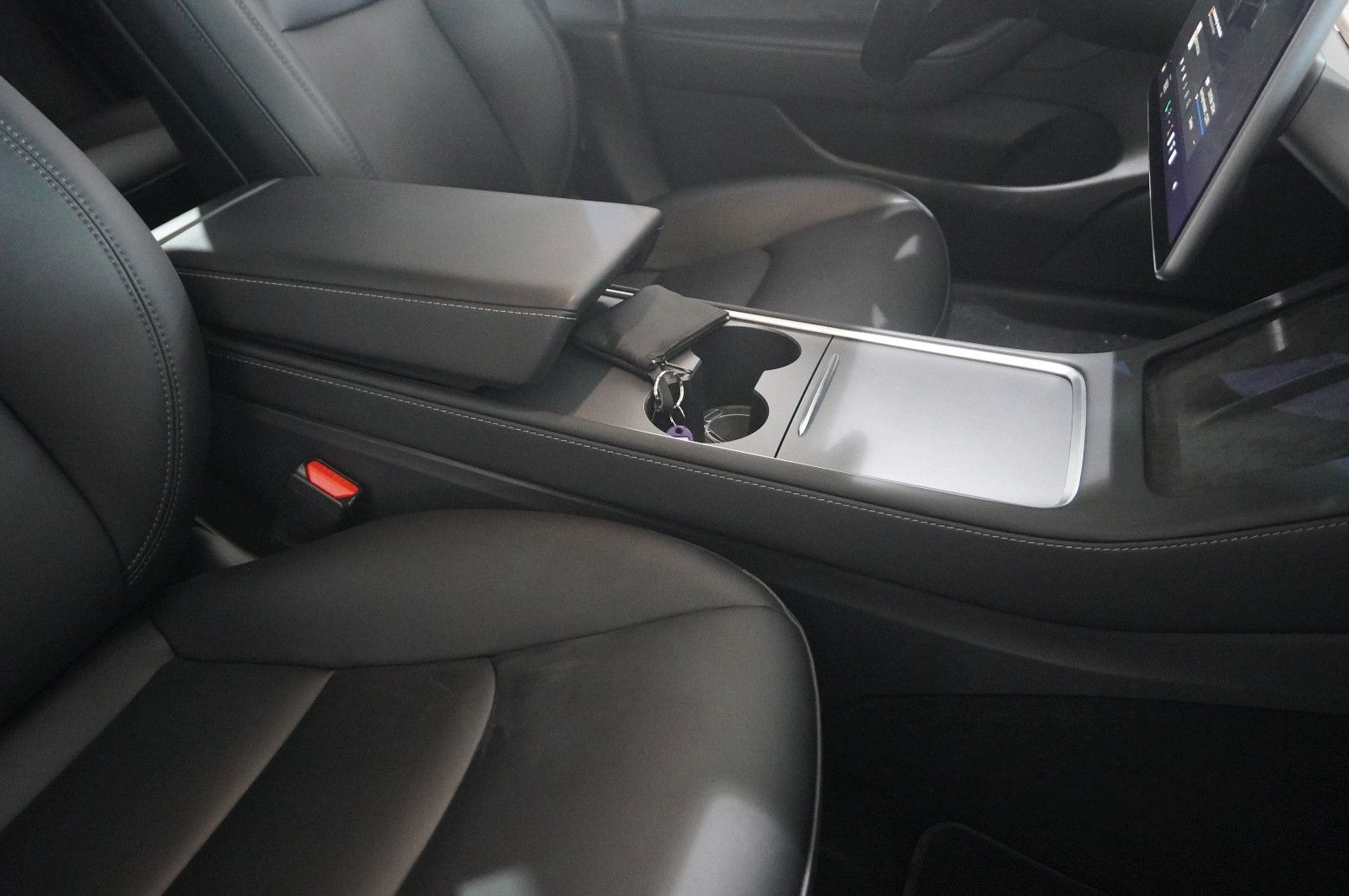 Fahrzeugabbildung Tesla Model 3 LONGRANGE DUAL-MOTOR NAVI/KAMERA/SH/PANO