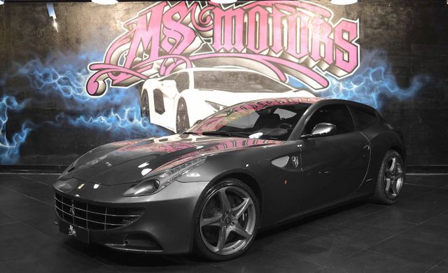 Ferrari FF 6,3 V12 4x4