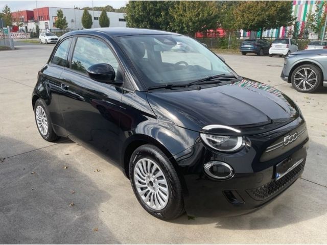 Fiat 500e Action *Radio und Winterpaket *Sitzheizung imagem 2