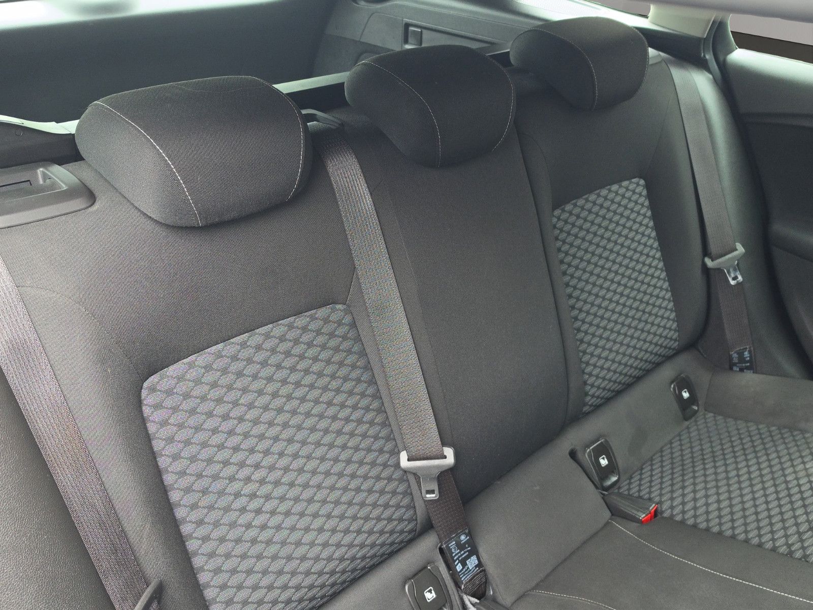 Fahrzeugabbildung Opel Astra K Sports Tourer Edition*NAVI*TEMPOMAT*PDC