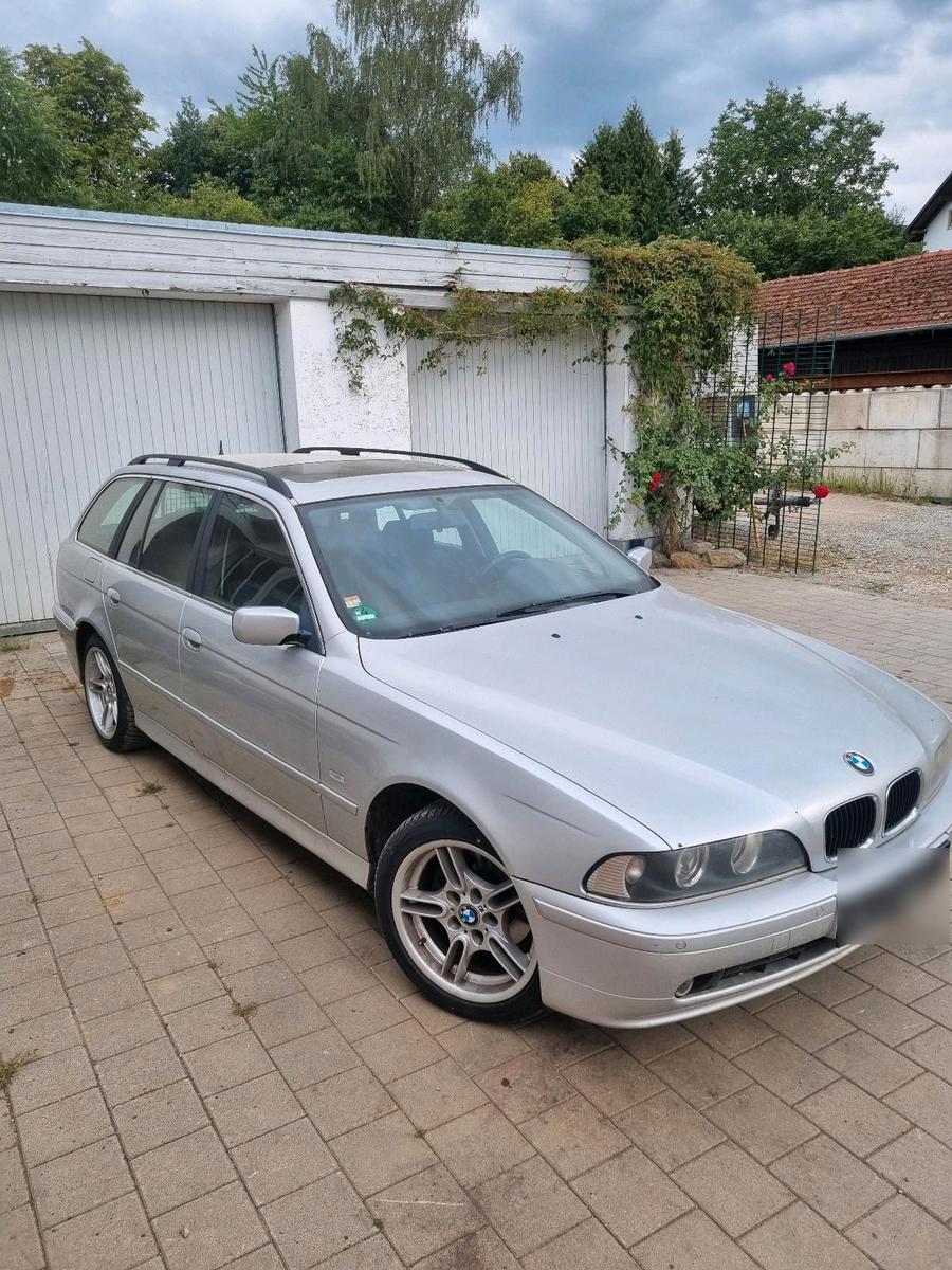 BMW 525