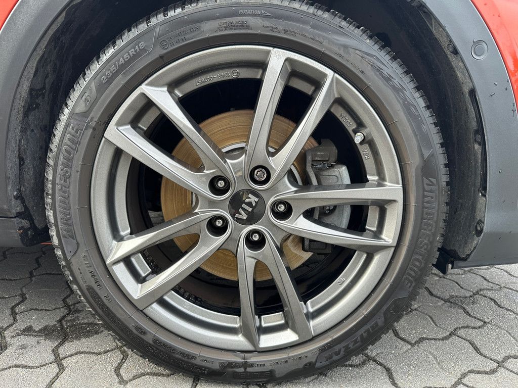Fahrzeugabbildung Kia Xceed 1.6 T-GDI Platinum Edition
