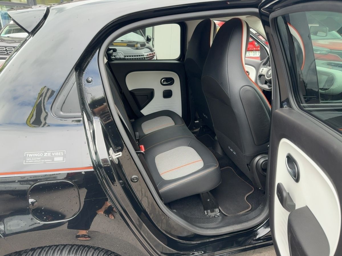 Fahrzeugabbildung Renault Twingo E-TECH 100% el. VIBES GJR, Faltdach el.