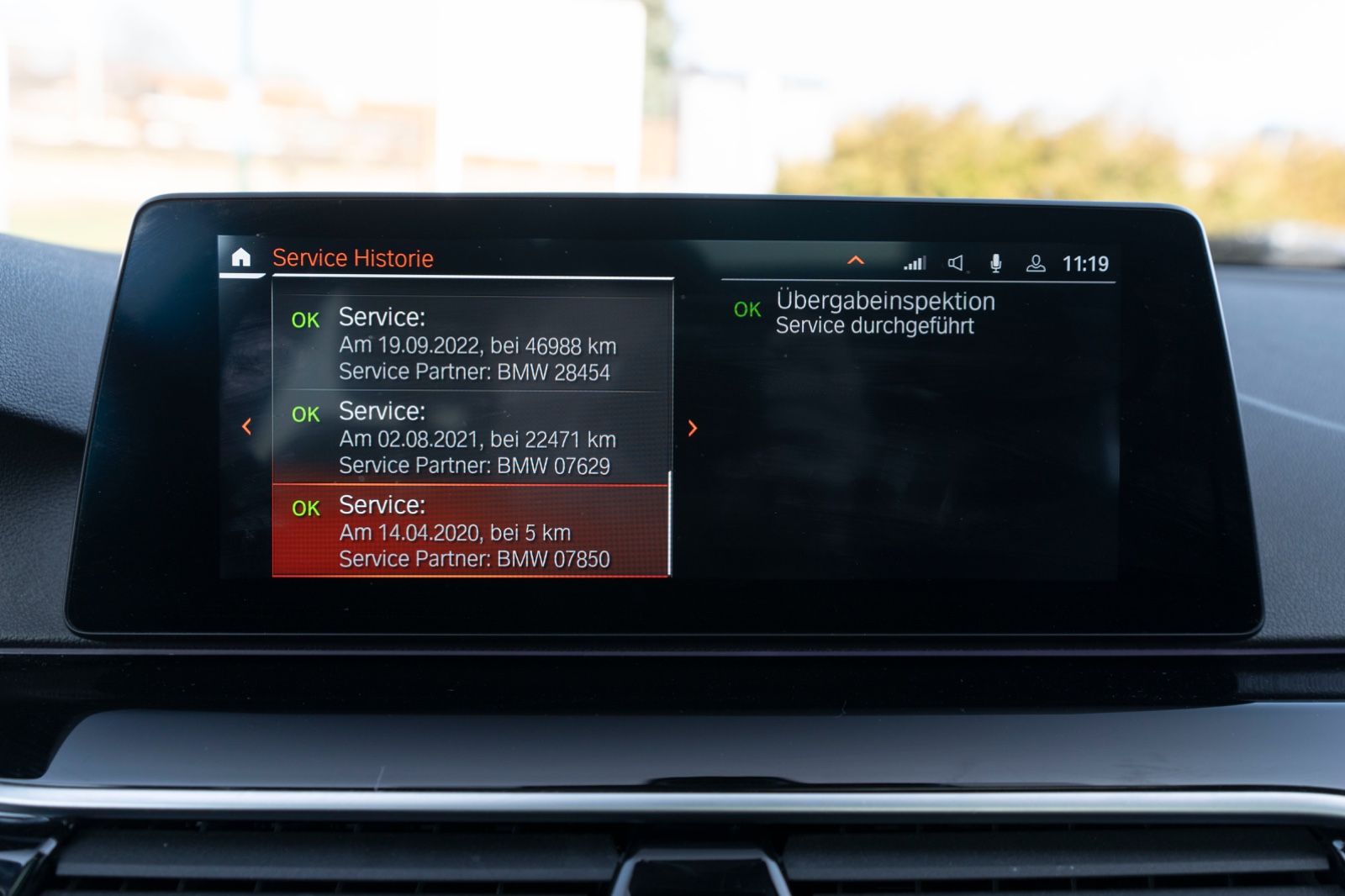 Fahrzeugabbildung BMW 520d xDrive SPORT SHADOW ACC LED H&K 360° TOTW