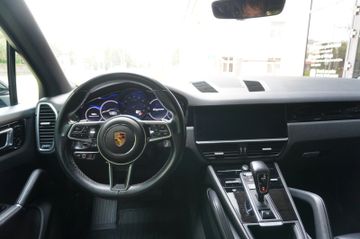 Porsche Cayenne - 8