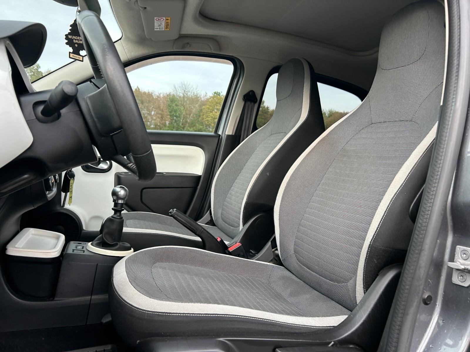 Renault Twingo Intens TCe 90 Klimaauto. Navi PDC Kamera