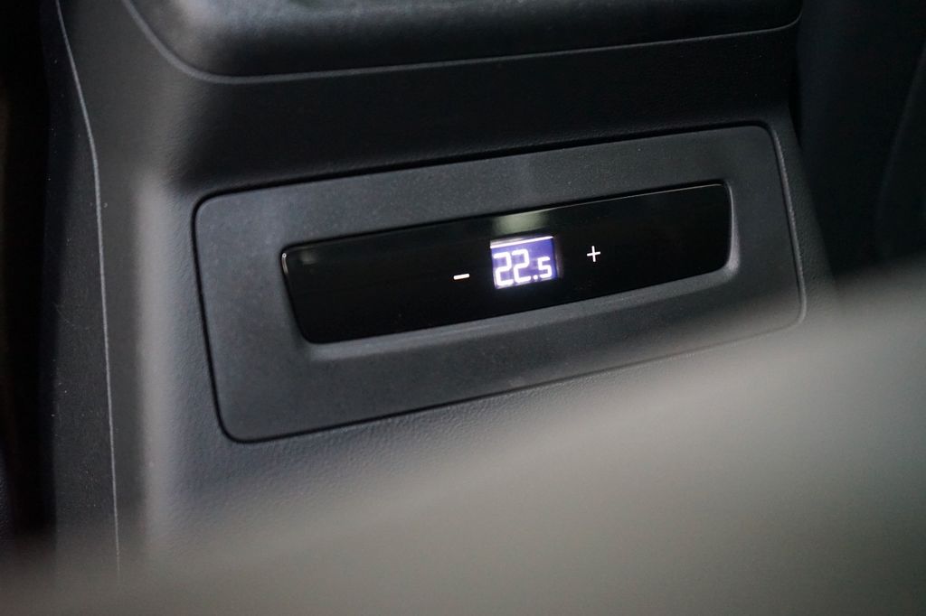 AUDI A5 Avant TDI quattro | S line | B&O| Pano AUDI A5 Avant TDI quattro | S line | B&O| Pano