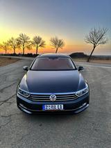 Volkswagen Passat TDI 1.Hand-unfallfrei-sehr guter Zustand - Volkswagen Passat: Se TDI