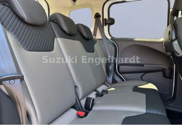 Ford Tourneo Courier 1.0 Titanium