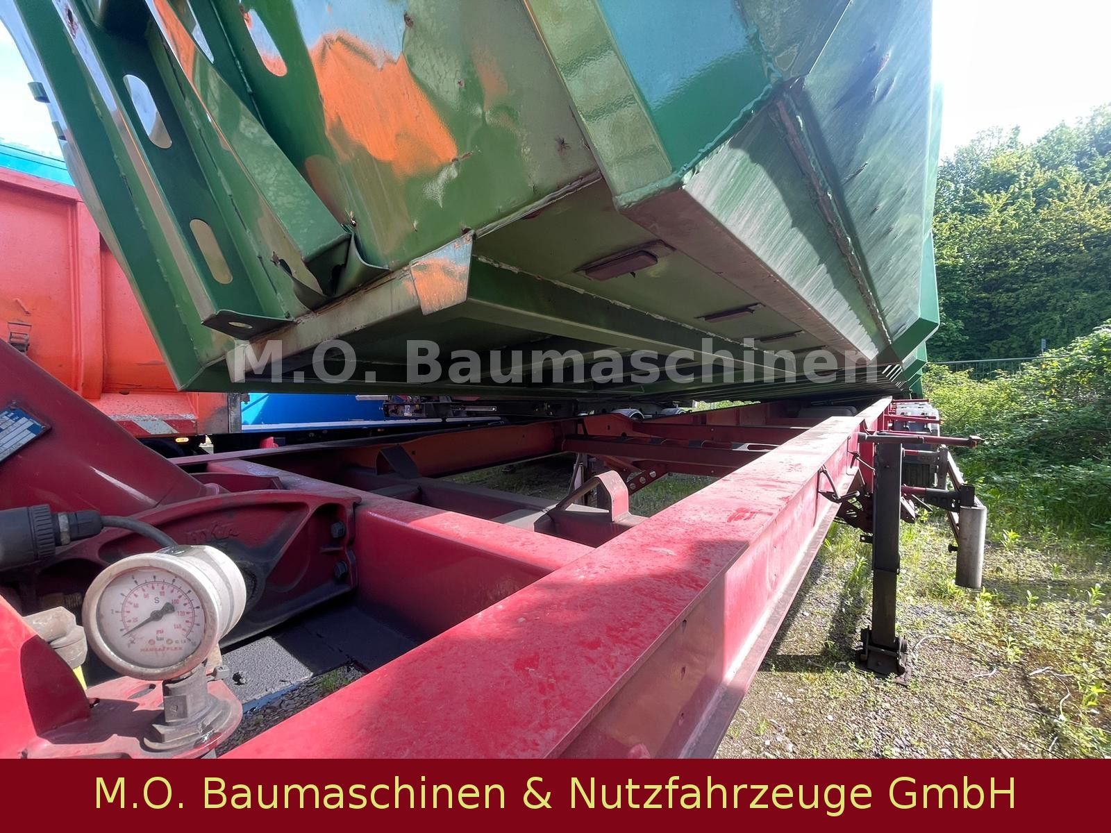 Fahrzeugabbildung Andere Kloos Ferrotrailer /Großraumstahlmulde/ca.70 m³/