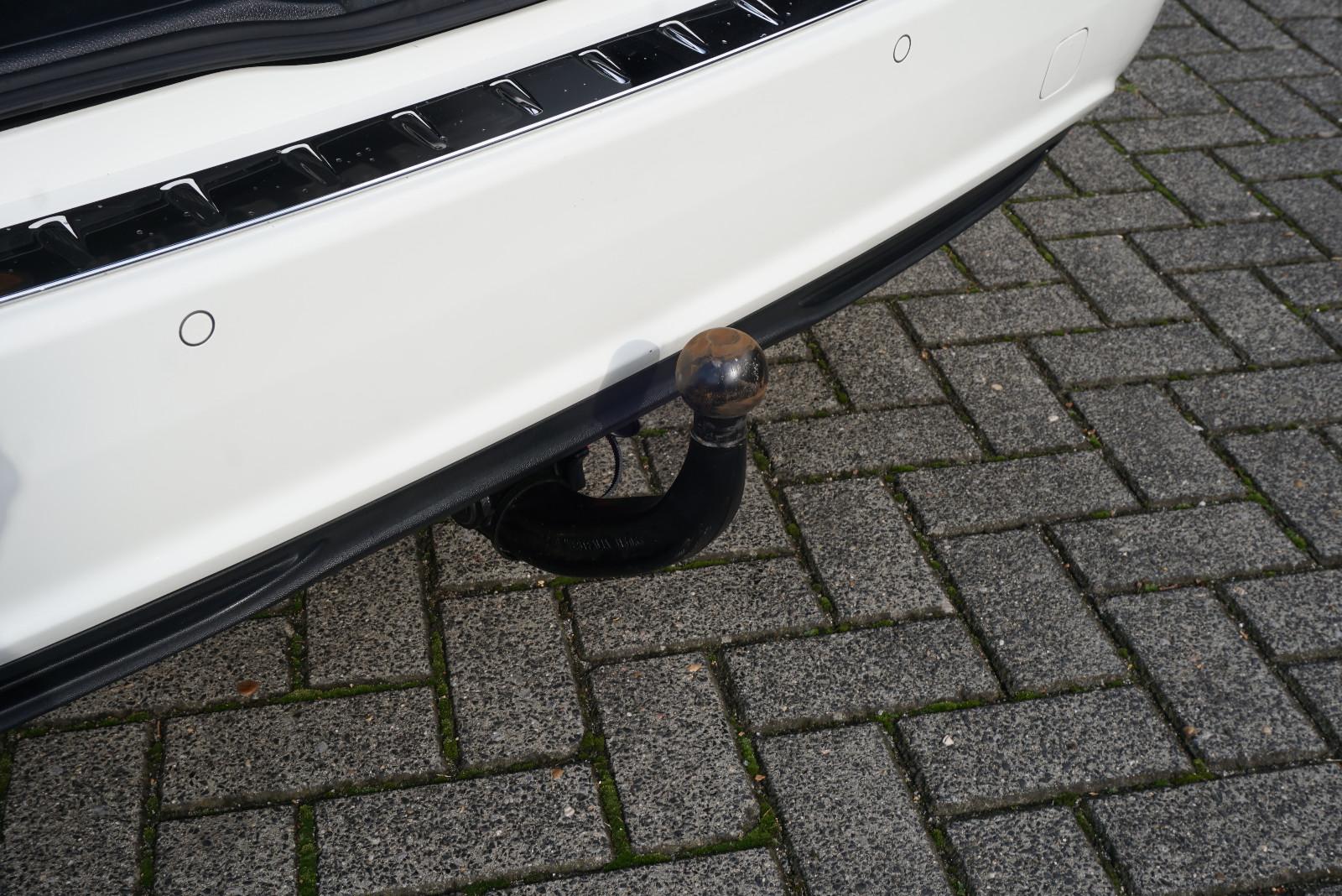 Mercedes-Benz B 180 Bi-Xenon RFK SHZ NAV Leder AHK Memory