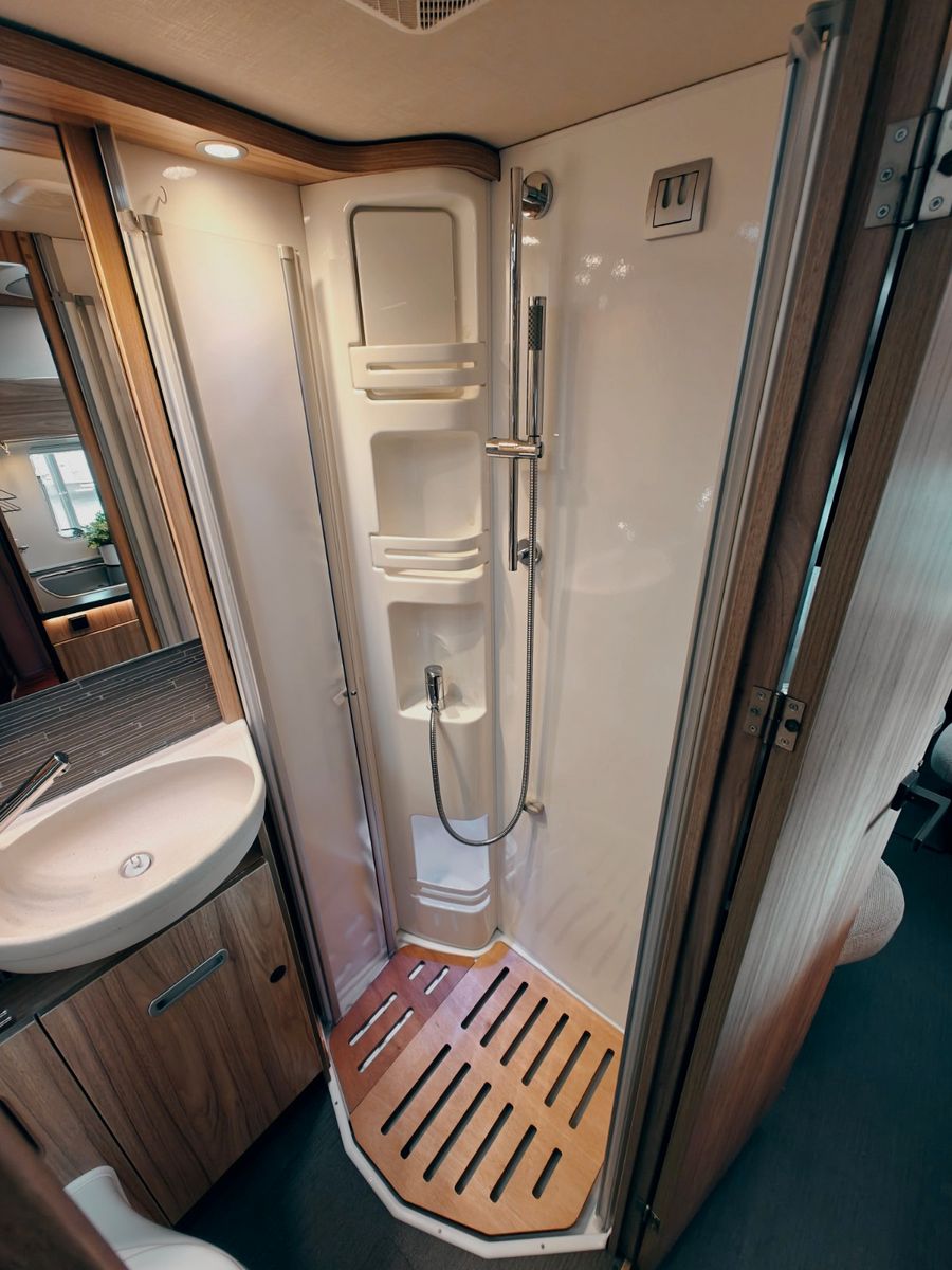 Fahrzeugabbildung HYMER / ERIBA / HYMERCAR ML - T 580 4x4 RSX - DRAUZZEN®