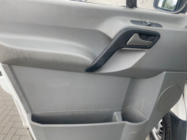 Volkswagen Crafter  Kasten 35 mittel L2H2 Hochdach