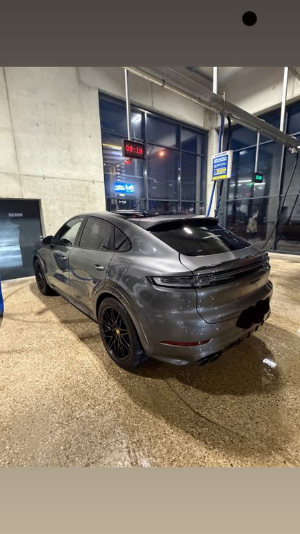 Image of Porsche Cayenne