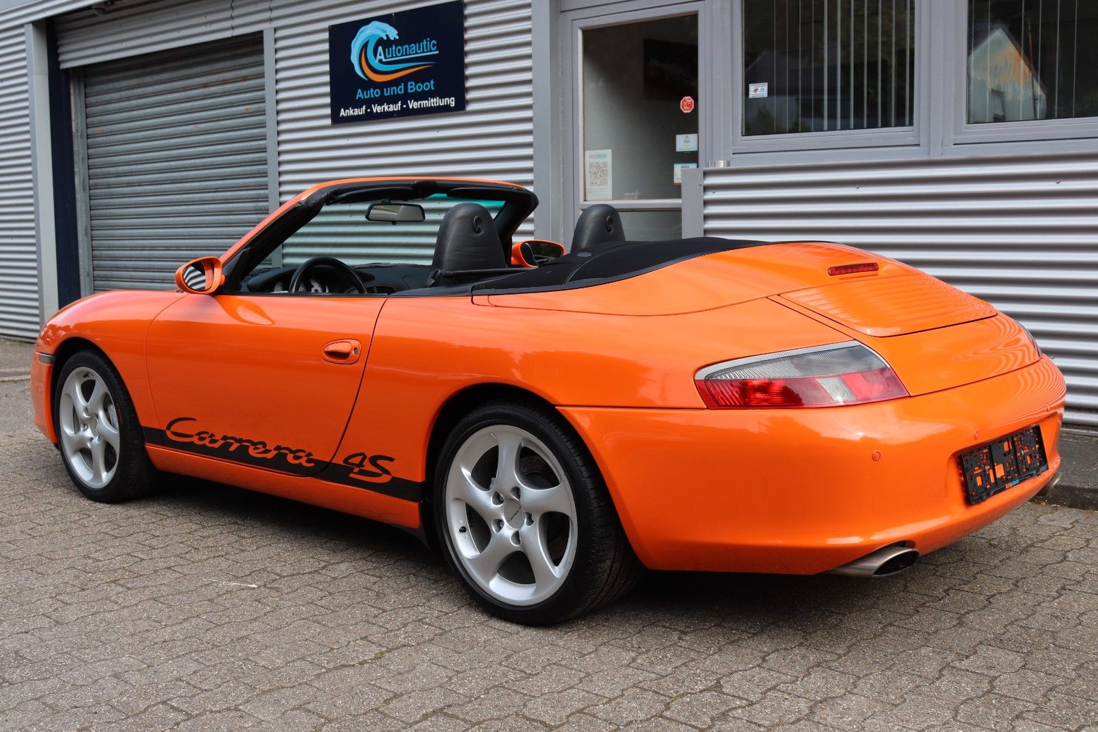 Fahrzeugabbildung Porsche 996 Carrera 4 Cabriolet RAFFLEDER KLAPPENAUSPUFF