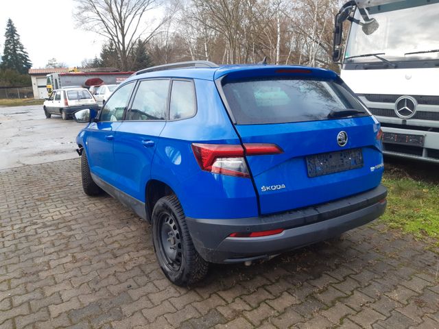 Skoda Karoq 1.0 TSI DSG Ambition