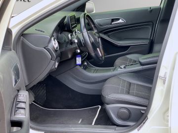 Mercedes A 180 - 11