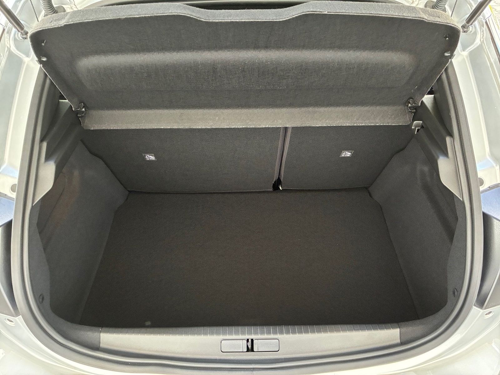 Fahrzeugabbildung Opel Corsa F 1.2 Turbo GS Kamera,LED,Matrix,Navi,SHZ