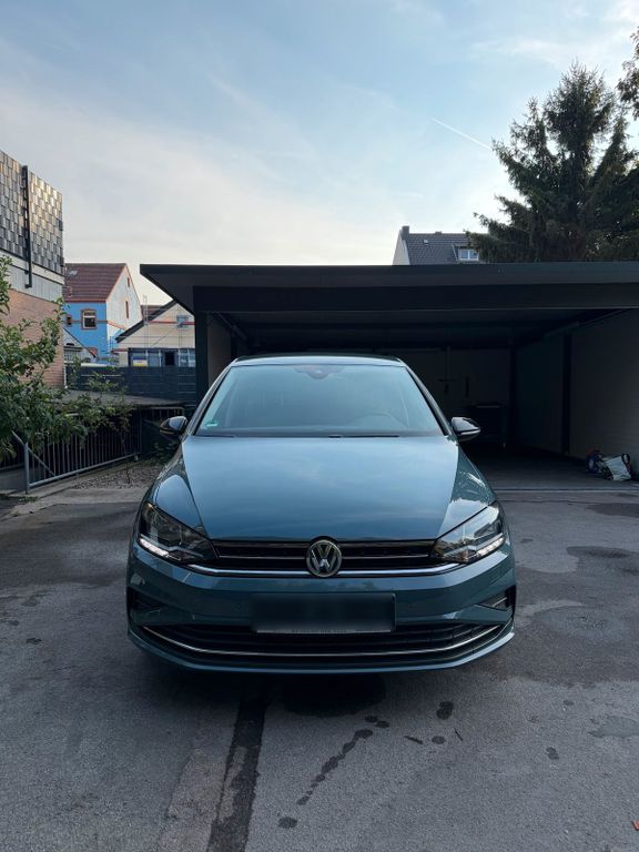 Image of Volkswagen Golf Sportsvan