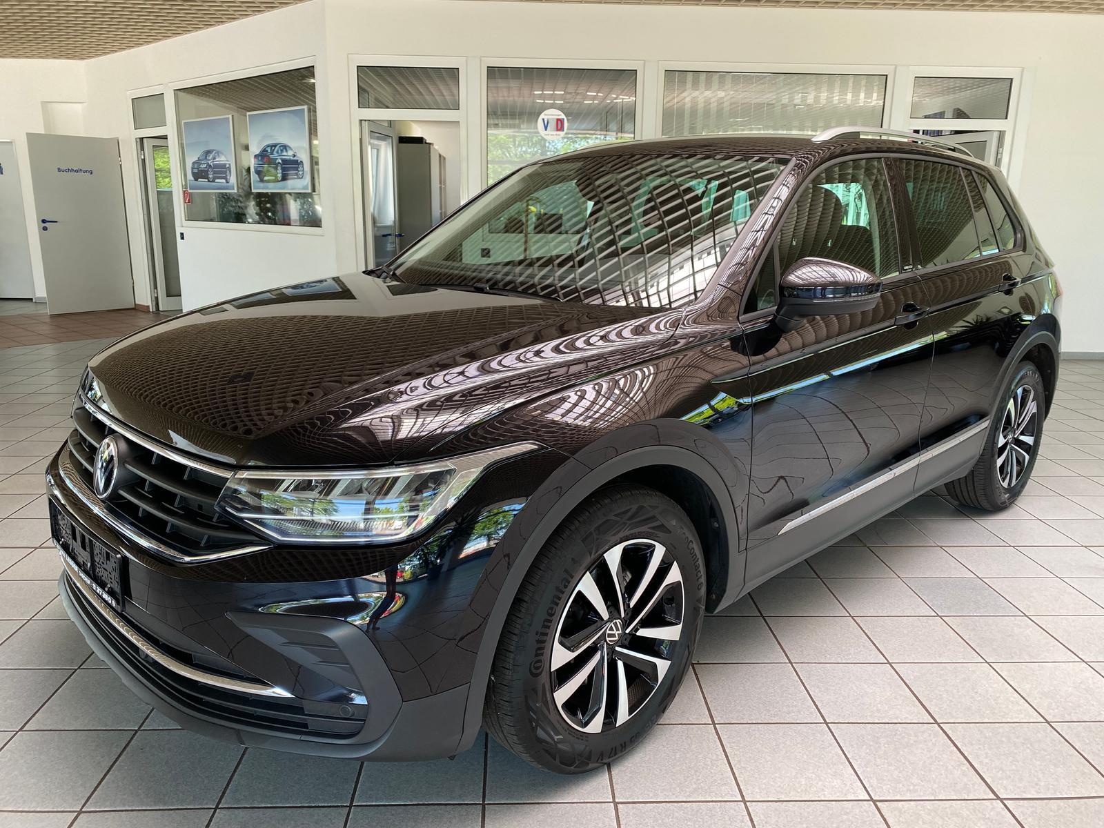 Volkswagen Tiguan United 2.0 TDI NAVI*SHZ*PDC*ACC*