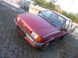 Ford Ein Ford Fiesta MK 2 Dunkelrot Oldtimer - Ford Fiesta: Old