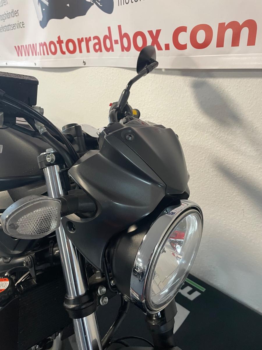 Suzuki SV 650 Erst 8298 KM 2.Hd Topzustand!