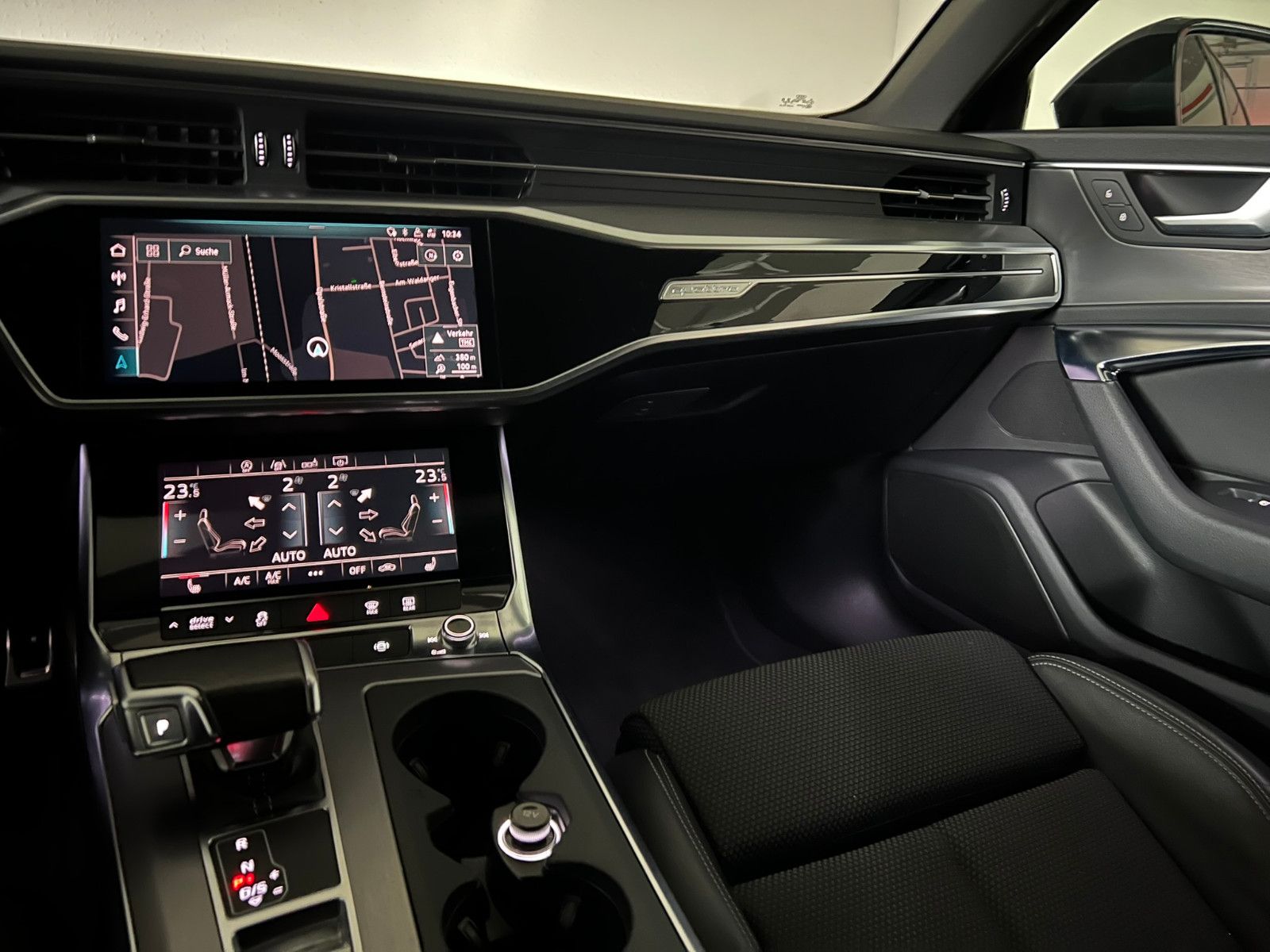 Fahrzeugabbildung Audi A6 Avant 50 TDI Quattro S-LINE SPORT/ACC/AHK/19%