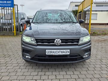 Volkswagen Tiguan - 2