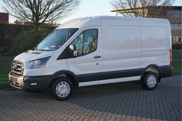 Ford Transit 290M 130PS L2H2 NEU Klima AHK Dachschäde