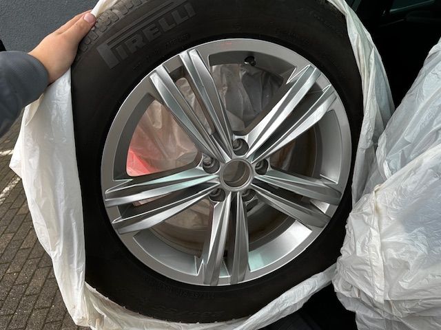 Tiguan R-Line 4Motion NAV;DCC;TWA;KAMERA
