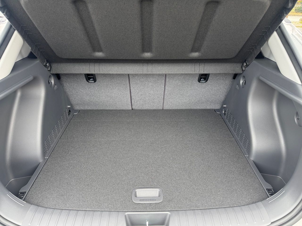 Fahrzeugabbildung Hyundai KONA PRIME *Sitz-Pak.* SHZ*LHZ*NAVI*ZV*USB*