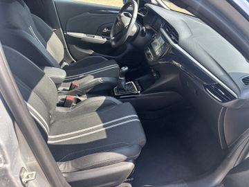 Bild 12 Opel Corsa 1.2 GS NAVI/PDC V+H+CAM/KlimaAT/Keyless