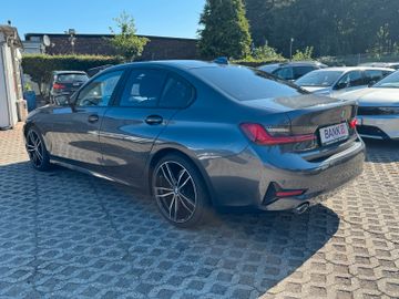 BMW 318 - 8
