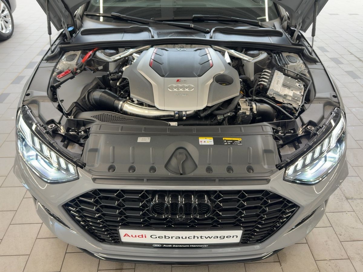 Audi RS4 - Bild 19