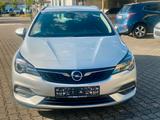 Opel Astra K Sports Tourer Edition Start/Stop - Opel Astra mit Diesel-Antrieb: Limousine