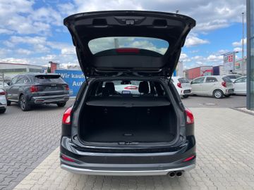 Fahrzeugabbildung Ford Focus Active LED, Spurhalteass., Navi