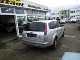 Ford Focus 1,4 Ambiente,Ahk,Klima - Ford Focus aus 2005: Kombi