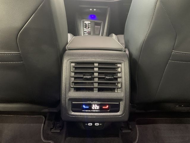 Golf VIII 2.0 TDI DSG GOAL +LED+NAVI+AHK+KAMERA+