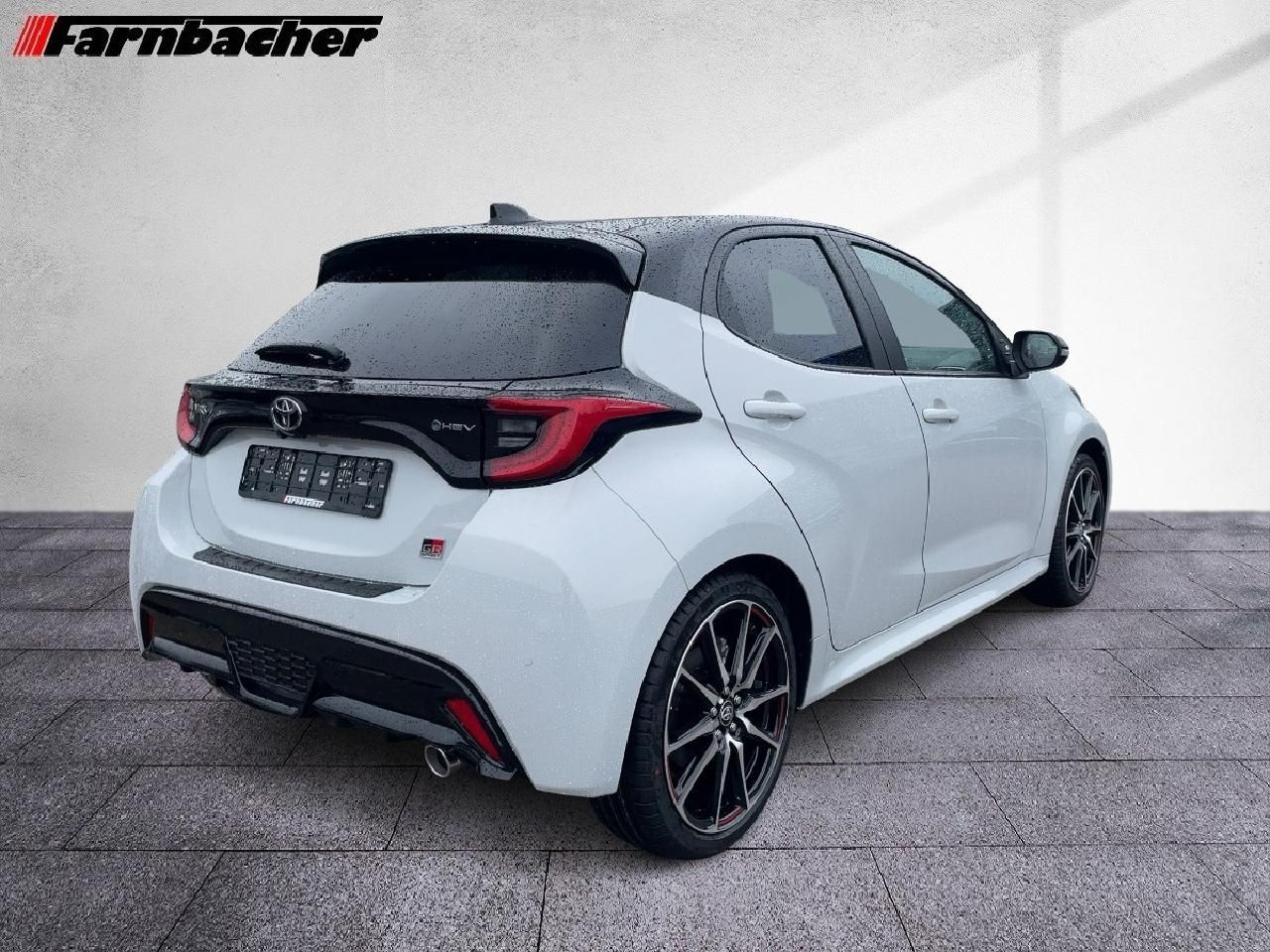 Fahrzeugabbildung Toyota Yaris Hybrid 130PS GR Sport + Safety-Paket