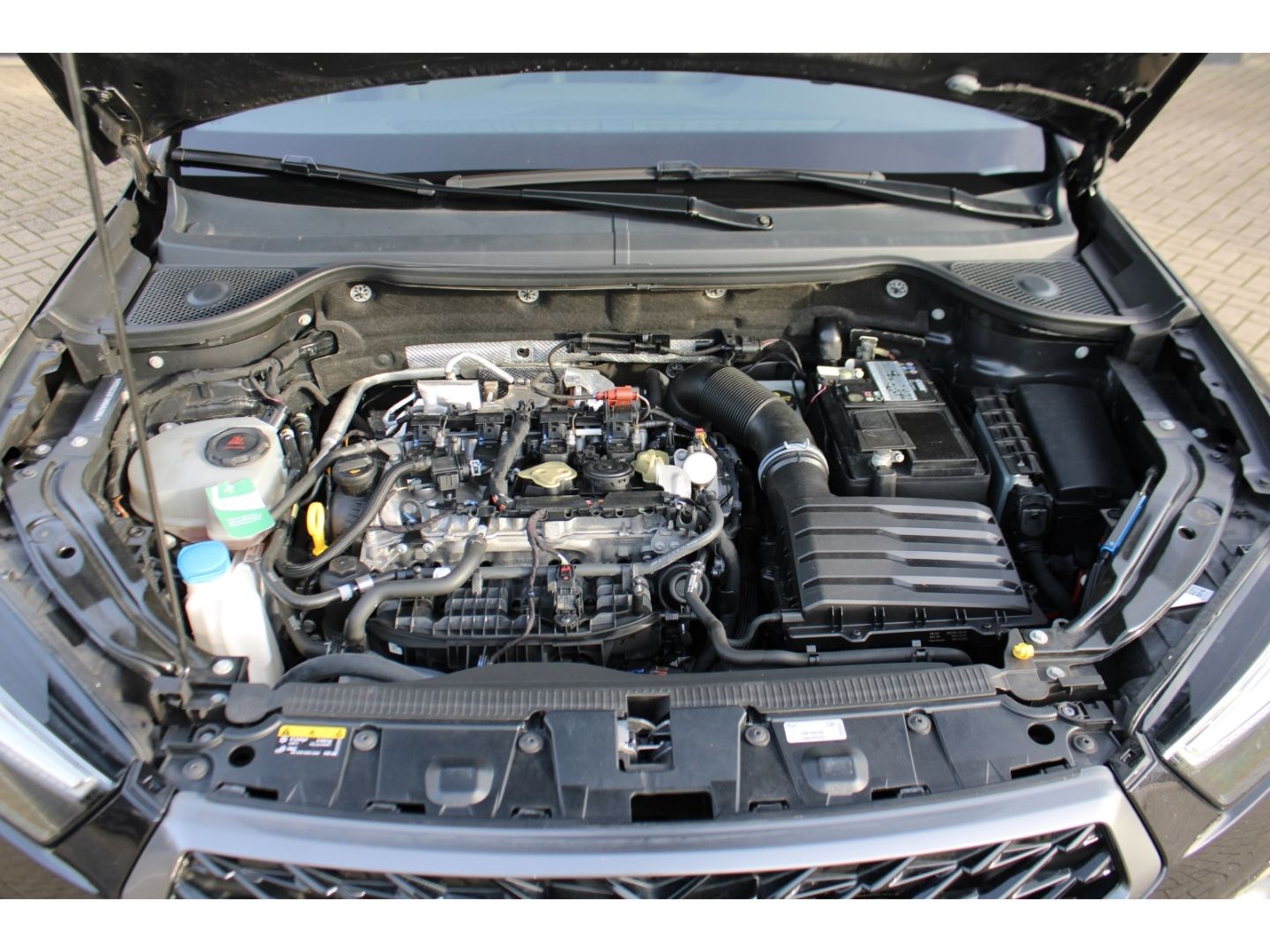 CUPRA Ateca 4Drive Cupra DSG ACC LED 360 Gr Navi beats - Image 34