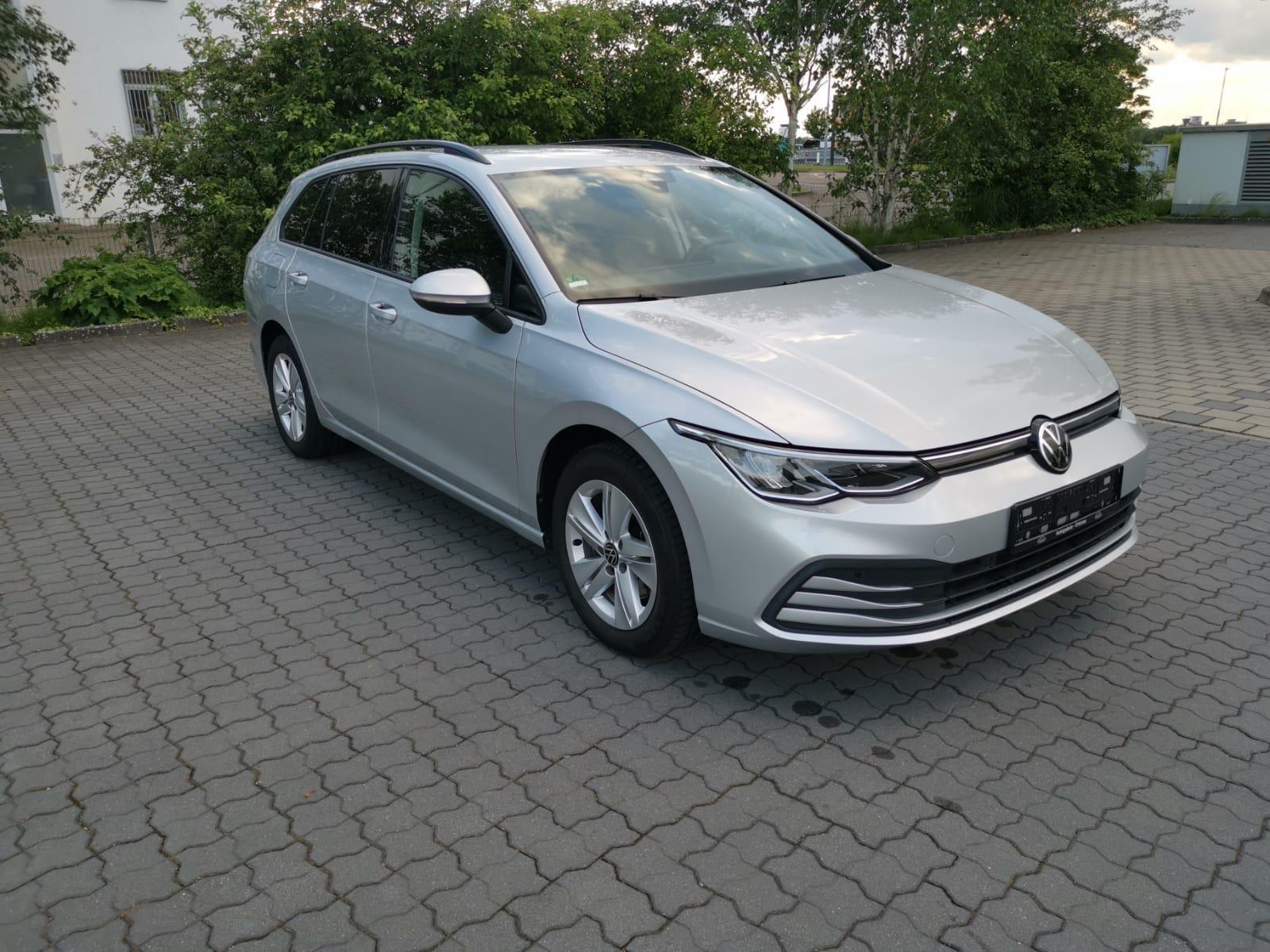Volkswagen Golf 2.0 TDI SCR Life ACC AHK AppCon. MwSt