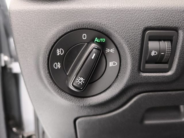 Fahrzeugabbildung SKODA Fabia 1.0 TSI DSG Balance LED BEHEIZ: WSS 5 j. G