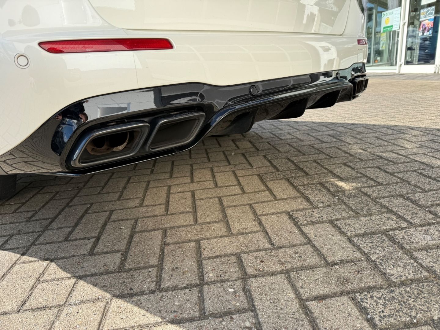 MERCEDES-BENZ E 63 AMG 4Matic EU6d-T HUD Luftfederung AD Nivea - Image 13