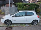 Renault Clio Night & Day 1.2 16V 75 Eco2 Night & Day - Renault Clio aus 2011: Night Day