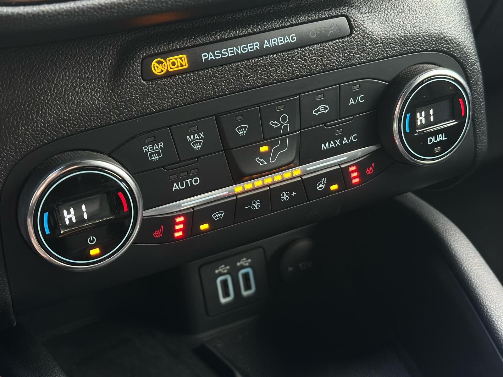 FORD Kuga 1.5 EB ST LINE X LED#AHK#ACC#SPUR#HUD#CAM - Image 15