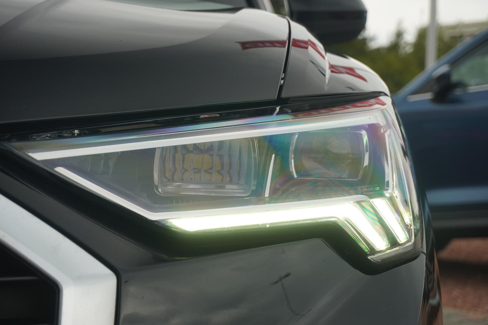 Audi Q3 40 2.0 TFSI quattro basis Panorama AHK LED