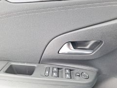 Fahrzeugabbildung Opel Corsa F GS Tot-Winkel-Warner, RFK, Navi
